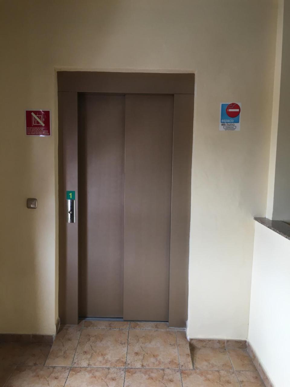 Hostal Meson Arboleas Luaran gambar