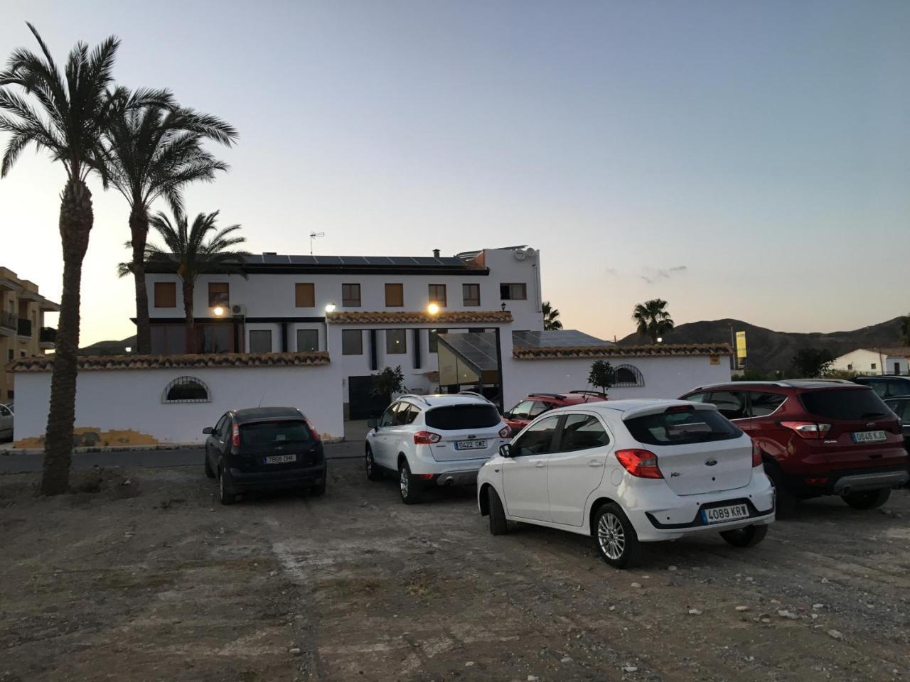 Hostal Meson Arboleas Luaran gambar